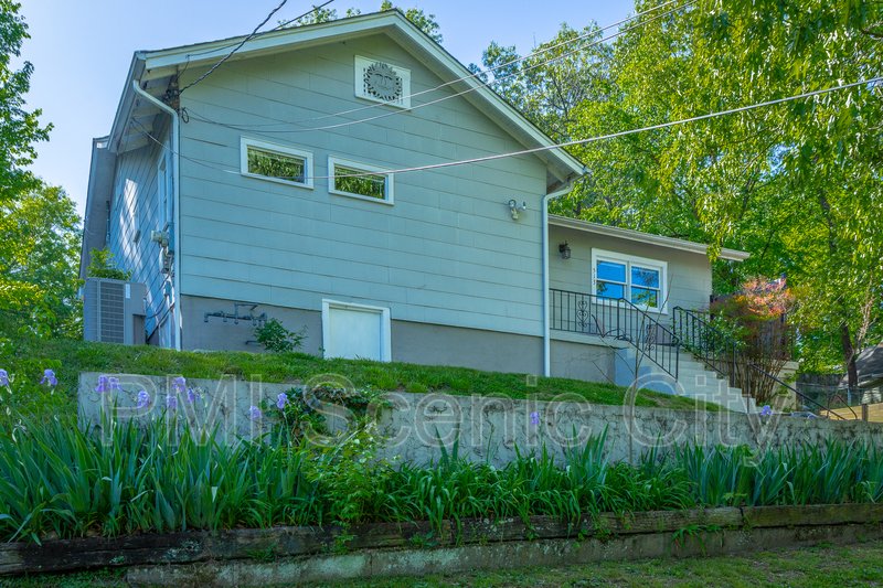 Beautiful 2bd/2bth available in North Shore! property image