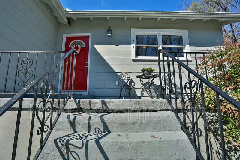 Beautiful 2bd/2bth available in North Shore! property image