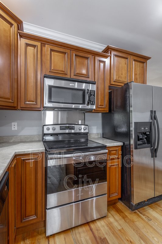 Beautiful 2bd/2bth available in North Shore! property image