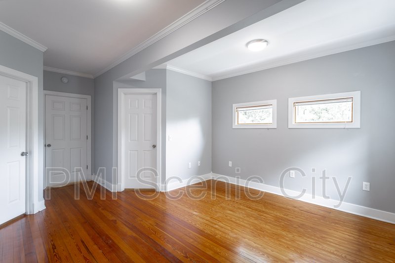 Beautiful 2bd/2bth available in North Shore! property image