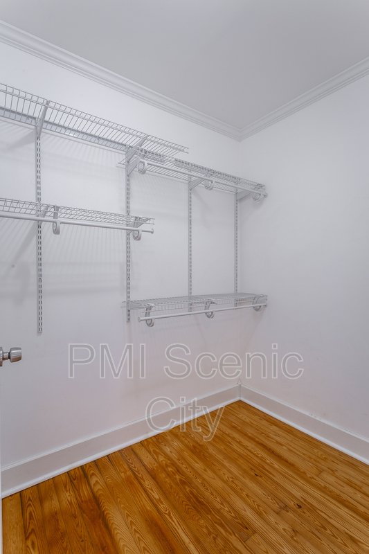 Beautiful 2bd/2bth available in North Shore! property image