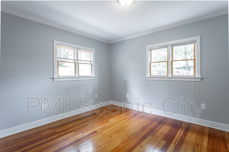 Beautiful 2bd/2bth available in North Shore! property image