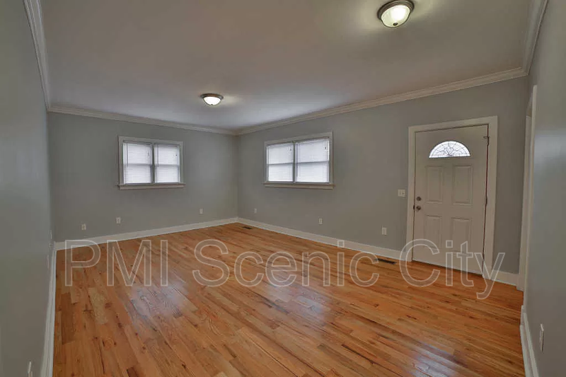 Beautiful 2bd/2bth available in North Shore! property image