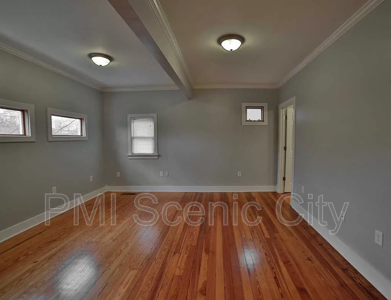 Beautiful 2bd/2bth available in North Shore! property image