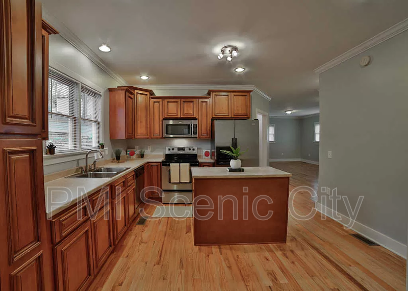 Beautiful 2bd/2bth available in North Shore! property image