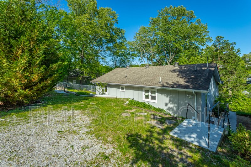Beautiful 2bd/2bth available in North Shore! property image