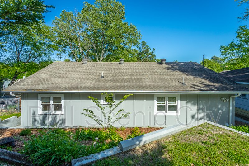 Beautiful 2bd/2bth available in North Shore! property image