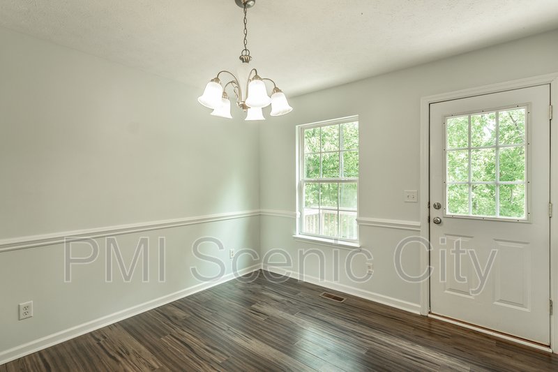 343 Pine St property image