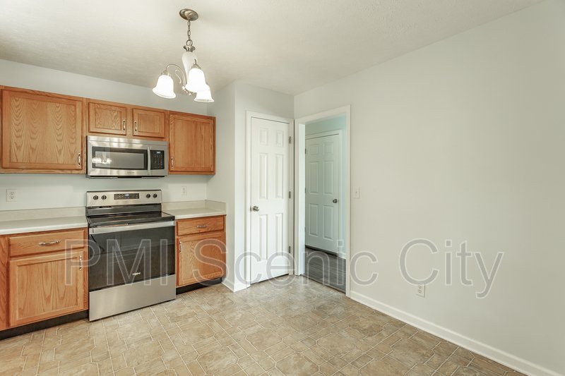 343 Pine St property image