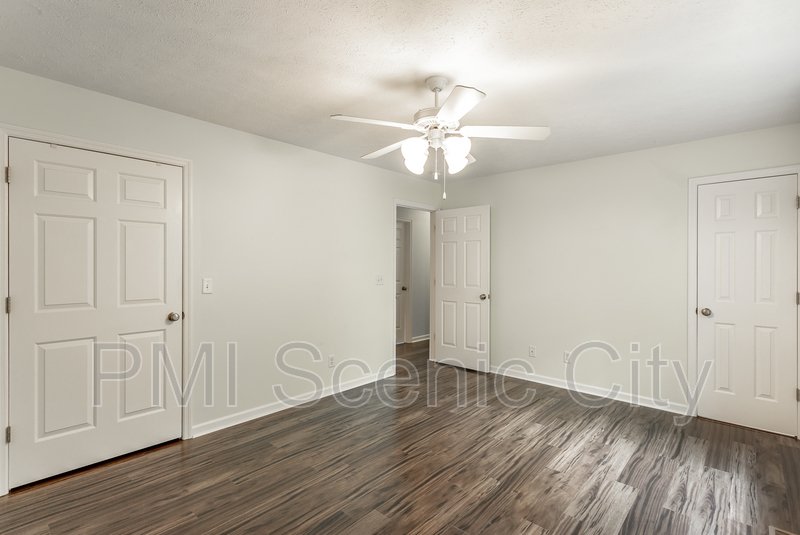 343 Pine St property image