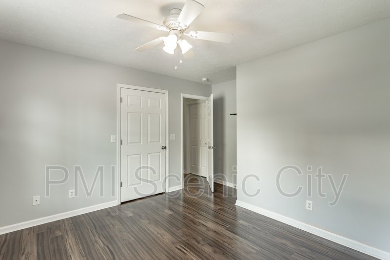 343 Pine St property image