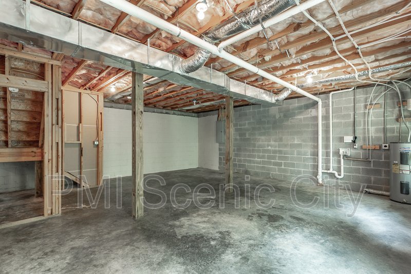 343 Pine St property image