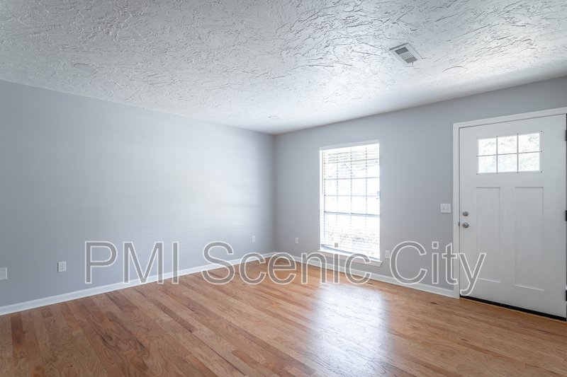 2508 Woodfin Ave property image