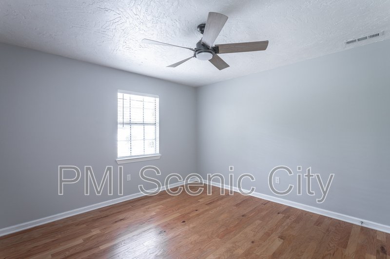 2508 Woodfin Ave property image