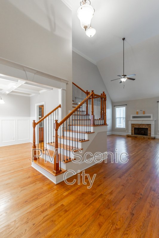 8802 Mckenzie Farm Dr property image