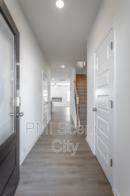 8836 Meadowvale Ct property image