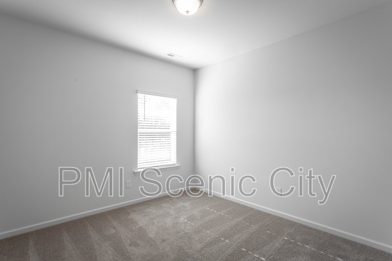 8836 Meadowvale Ct property image