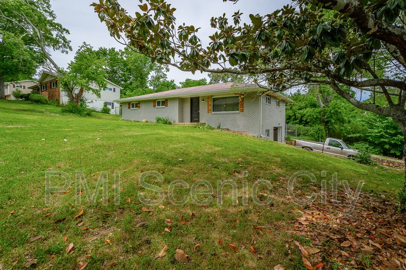 3 bedroom, 2 bath home for lease! property image