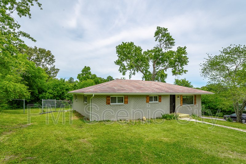 3 bedroom, 2 bath home for lease! property image