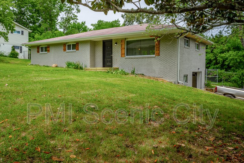 3 bedroom, 2 bath home for lease! property image