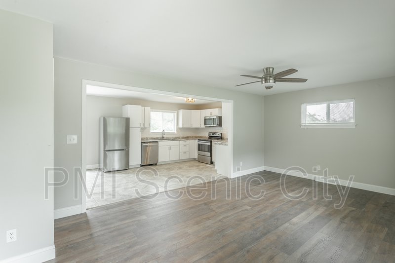 3 bedroom, 2 bath home for lease! property image
