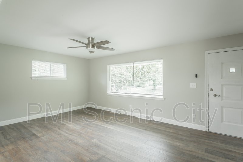 3 bedroom, 2 bath home for lease! property image