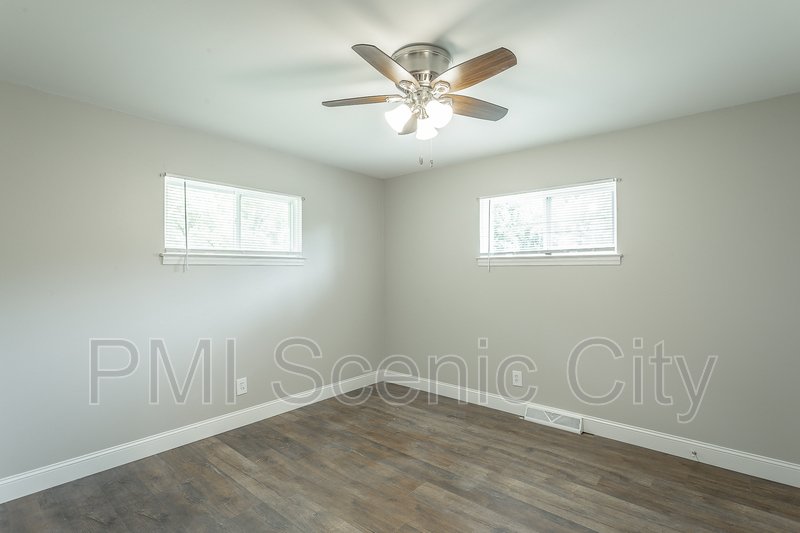 3 bedroom, 2 bath home for lease! property image