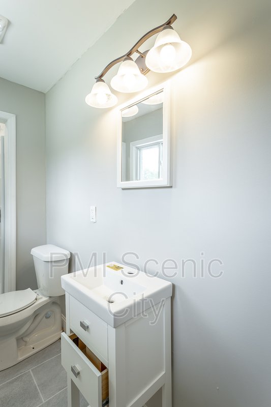 3 bedroom, 2 bath home for lease! property image