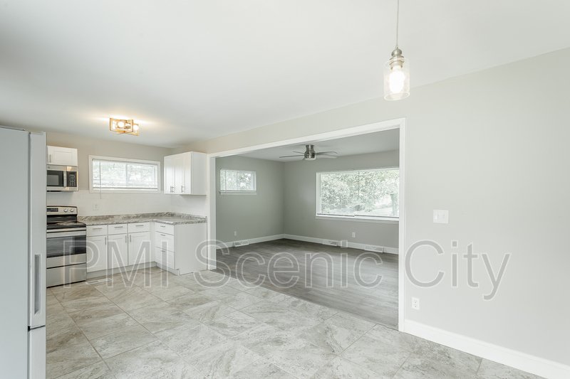 3 bedroom, 2 bath home for lease! property image