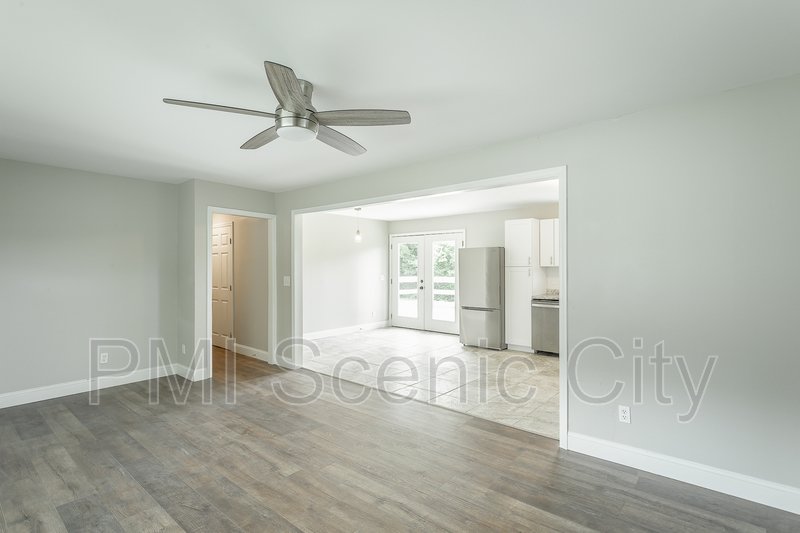 3 bedroom, 2 bath home for lease! property image
