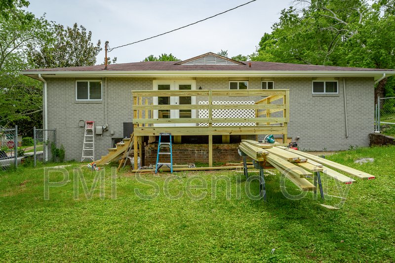 3 bedroom, 2 bath home for lease! property image