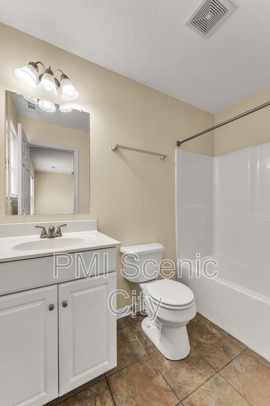 3721 Keri Ln NE property image