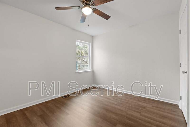 3919 Weldon Dr property image