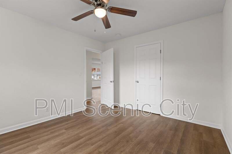 3919 Weldon Dr property image