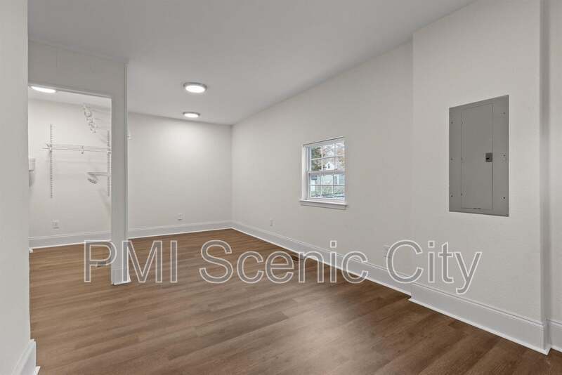 3919 Weldon Dr property image