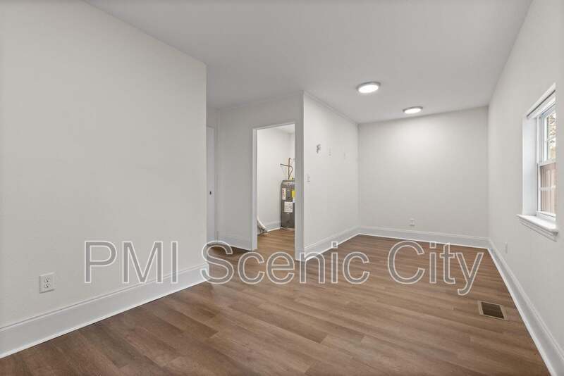 3919 Weldon Dr property image