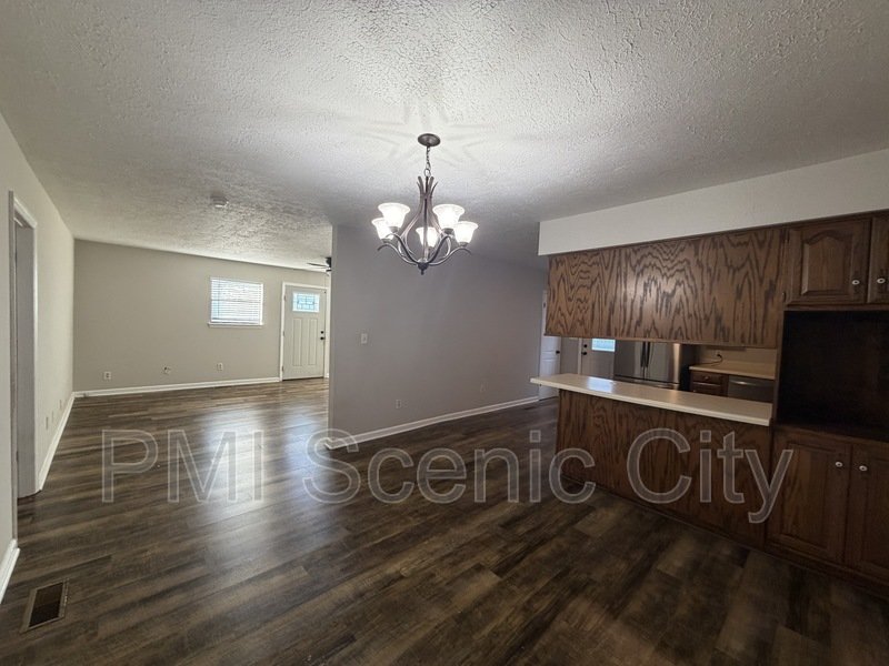 Welcome to 8810 Great Family Trail property image