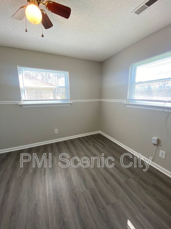 168 Reynolds Dr property image