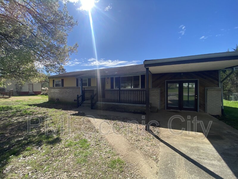 168 Reynolds Dr property image