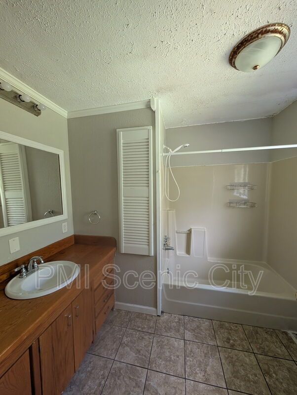 124 Donna Lane property image