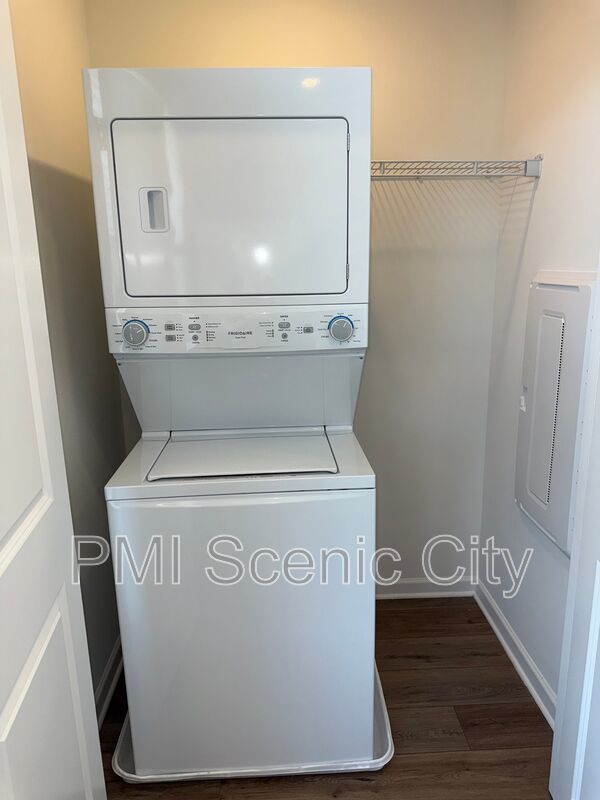 244 Asbury Oak Lane property image