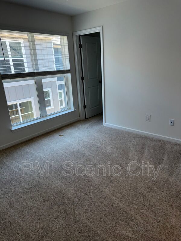 244 Asbury Oak Lane property image