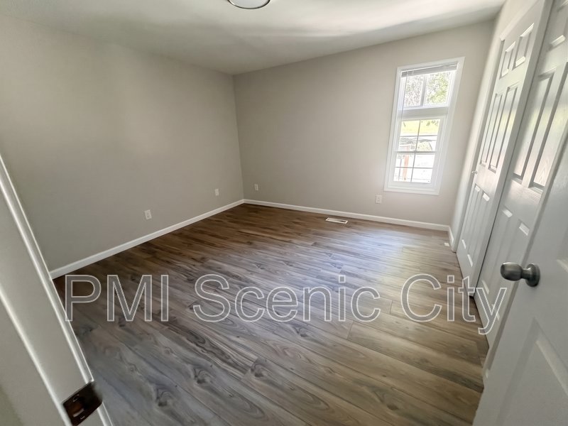 479 Old Federal Rd SE Apt B property image