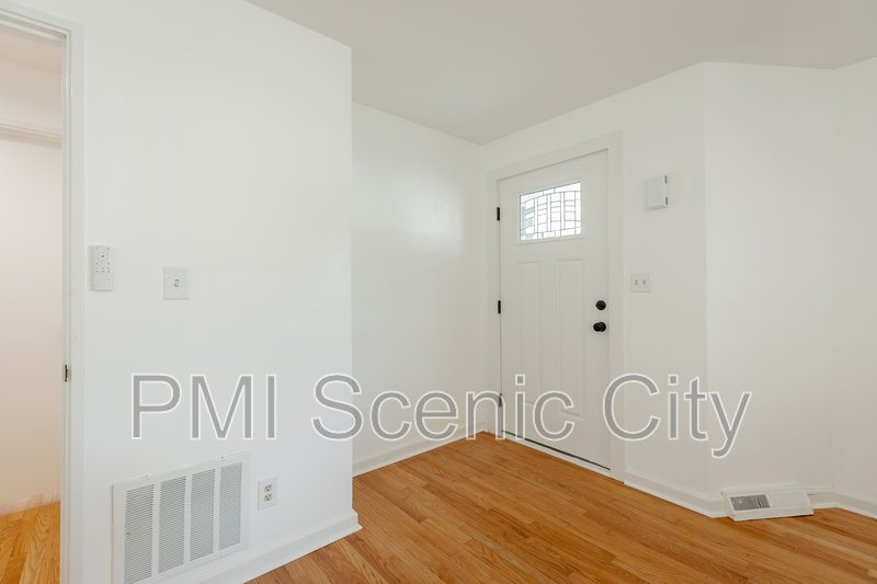 3916 Fountain Ave property image