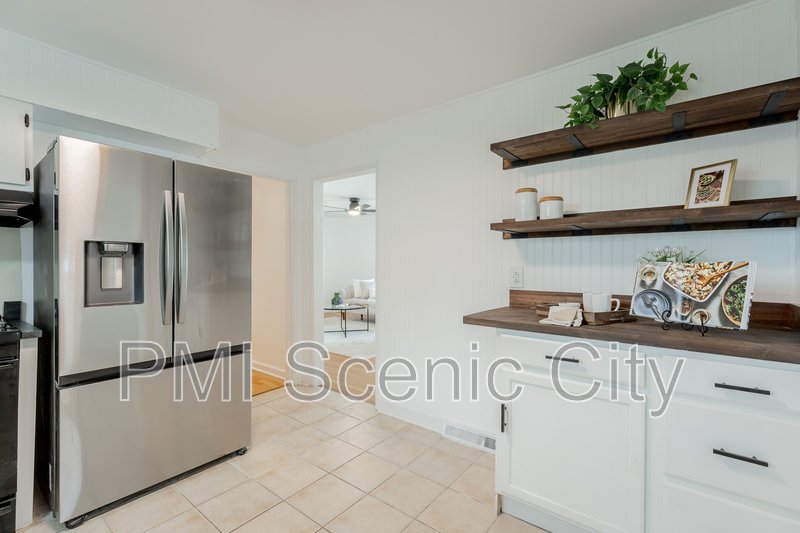 3916 Fountain Ave property image