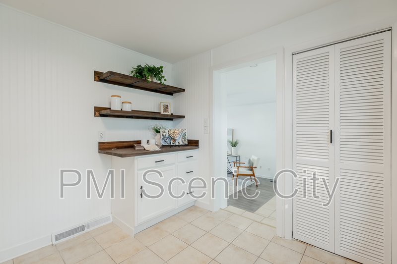 3916 Fountain Ave property image