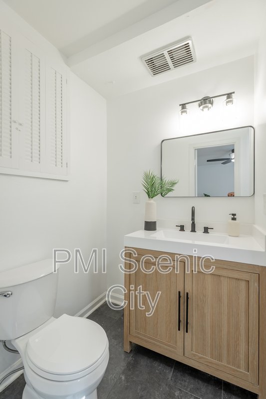 3916 Fountain Ave property image
