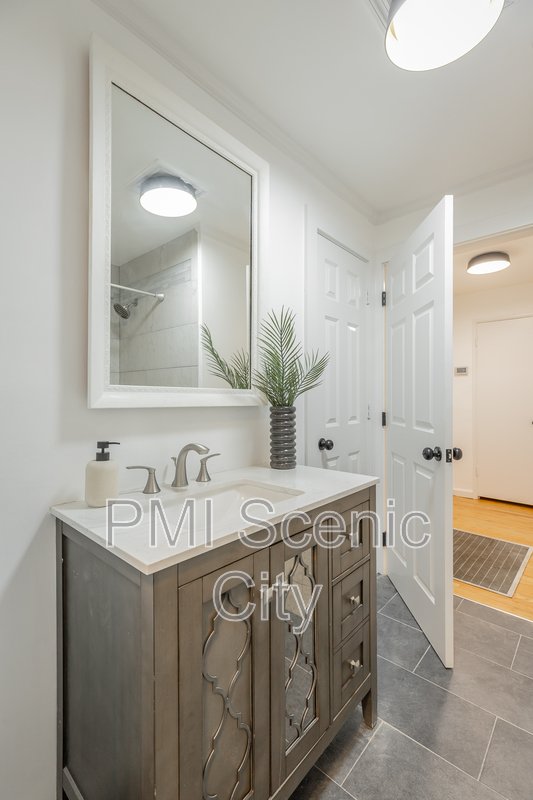 3916 Fountain Ave property image