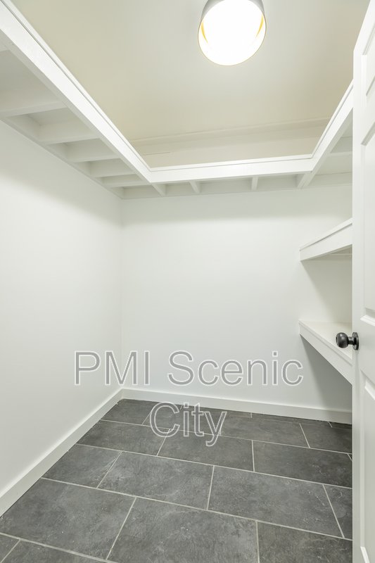 3916 Fountain Ave property image