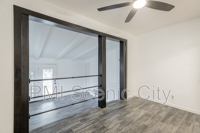 3916 Fountain Ave property image